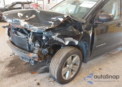 2016 Jeep Compass Sport z USA, uszkodzony, nr VIN 1C4NJCBA7GD621393